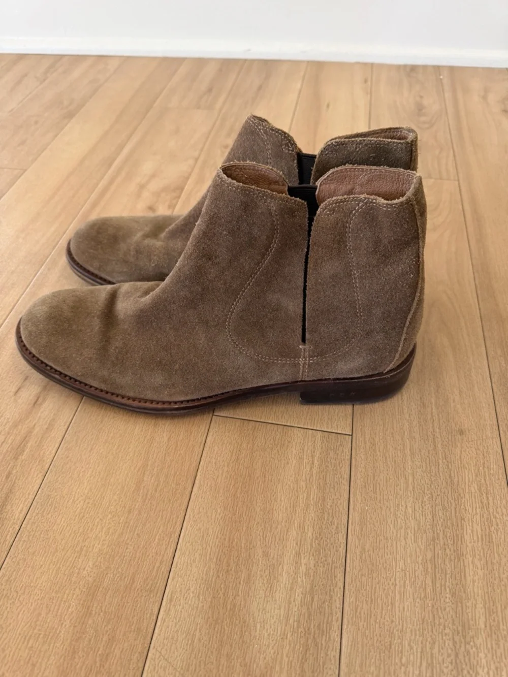 John Varvatos chelsea boots